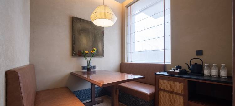 长春吾悦广场景阳大路亚朵酒店图片