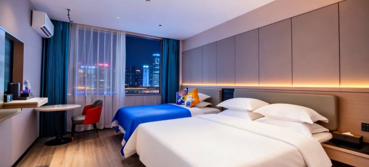 雅程.丽致YaCheng.LiZhi酒店(贵港客世界商业文化广场高铁站店)图片