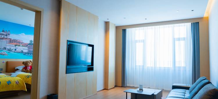 东鹏假日酒店图片