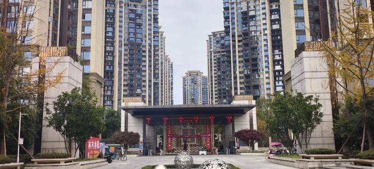 兮兮城市民宿(广汉三星堆店)图片