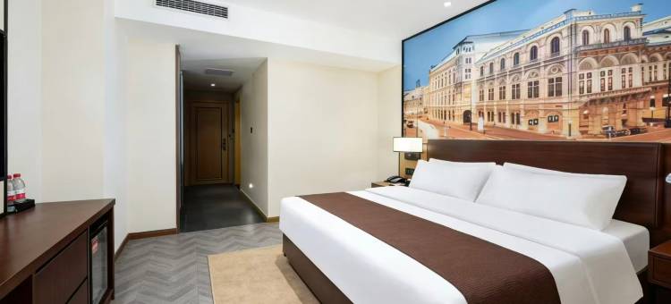 维也纳国际酒店(南京六合万达金宁广场店)图片