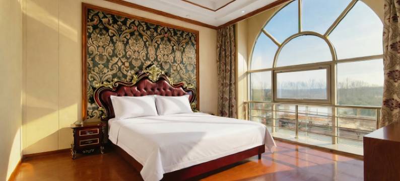 右玉青逸酒店图片