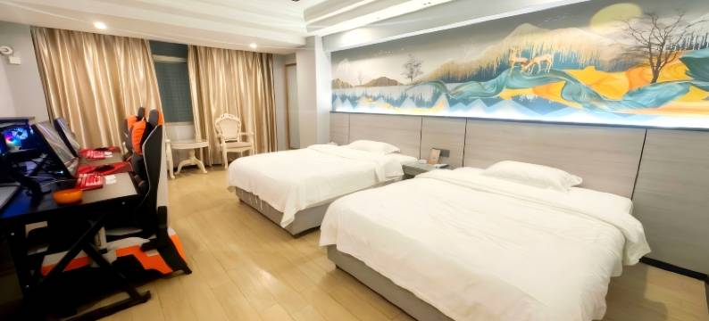 TK星途电竞酒店(岑溪人民广场店)图片