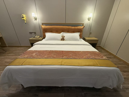 都市逸芸商务酒店(保定涞源县店)