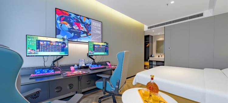 网鱼电竞酒店(武汉三阳路江滩店)图片