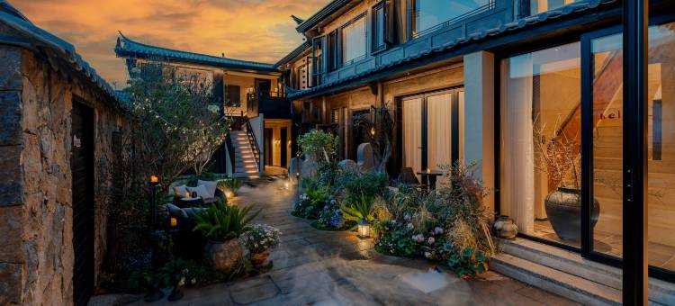 椿一Treene丨全景·设计师中古风度假庭院(丽江古城店)图片