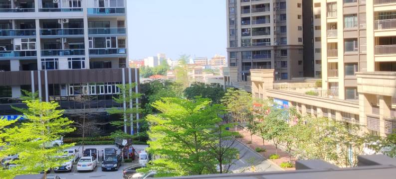 云一公寓(中山港口镇保利广场店)图片