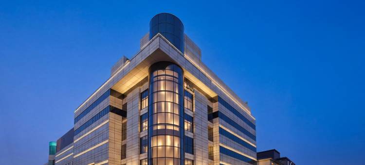 新一百酒店(丹东火车站鸭绿江断桥店)图片