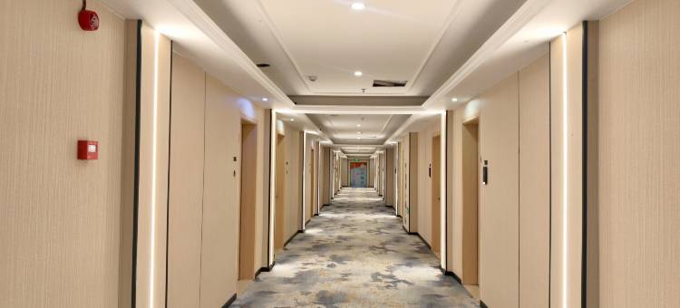 未来侣程酒店(临泉云顶万象里文创街区店)图片