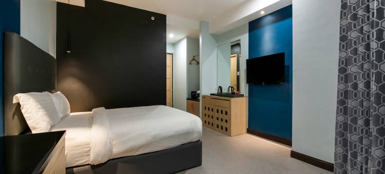 马尼拉湾区套房酒店(Bay Area Suites Manila)图片