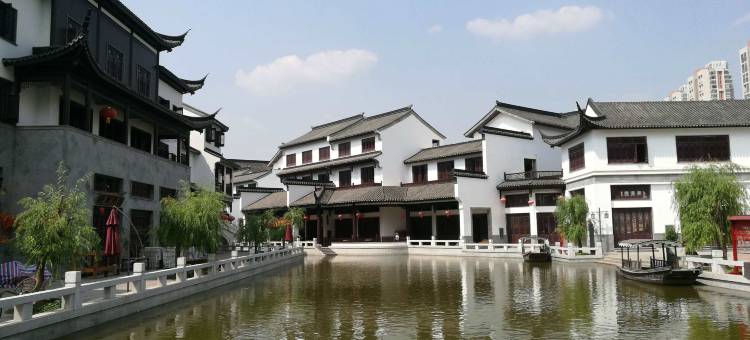 万缮温泉酒店(湖泉水乡旅游度假区店)图片