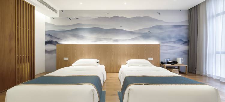 TOWO上品酒店(西安国际会展中心香湖湾地铁站店)图片