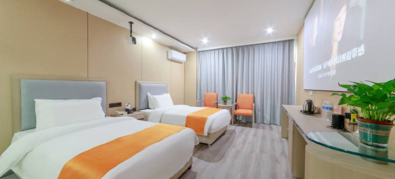 成都莉莎假日酒店(新都宝光寺店)图片