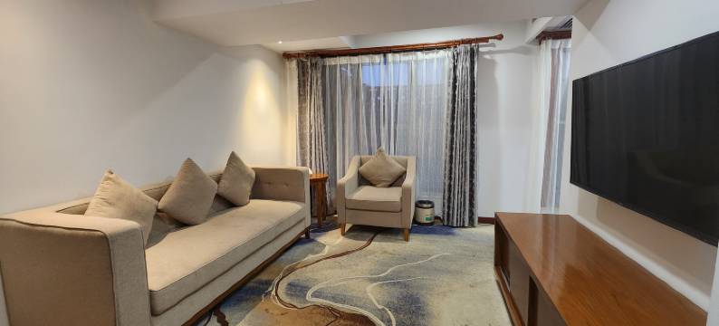 万商如一酒店(北京鲁谷东街店)图片