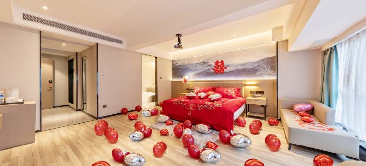 丽呈睿轩酒店(成都蜀都万达郫县高铁站店)图片