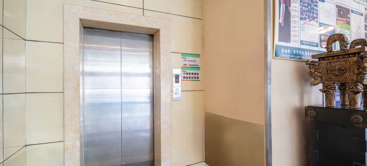 格林豪泰智选酒店(沂水天使花苑店)图片