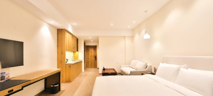 北大湖山湖居酒店图片