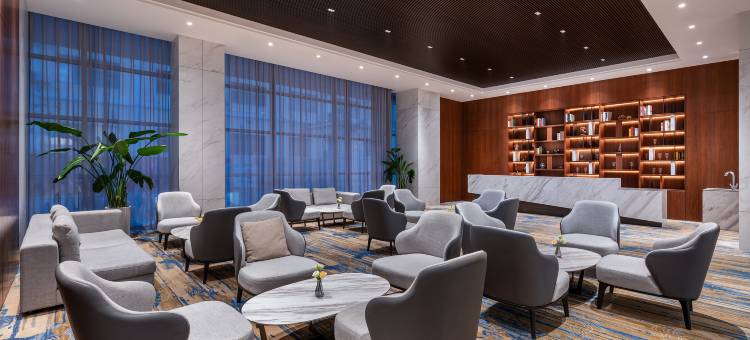 青岛中心五四广场美仑酒店图片