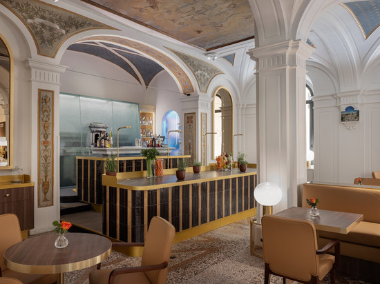 罗马之家西班牙广场 | 乌纳体验酒店