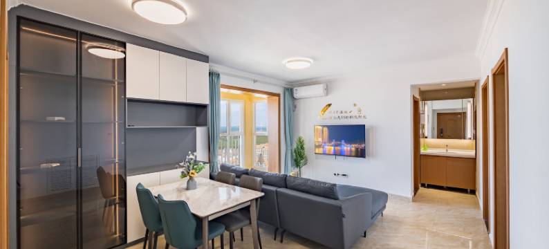 深蓝海景公寓(那香海摩天轮乐园店)图片