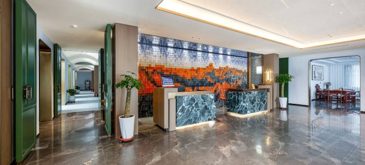 映山红·绿草地度假民宿酒店(云台山岸上服务区店)图片