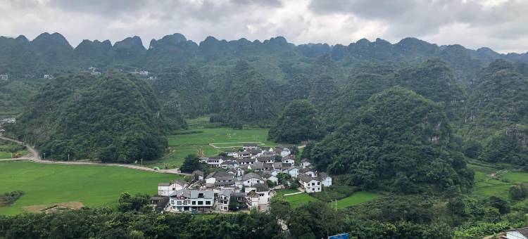 7天优品酒店(兴义坪东大道店)图片