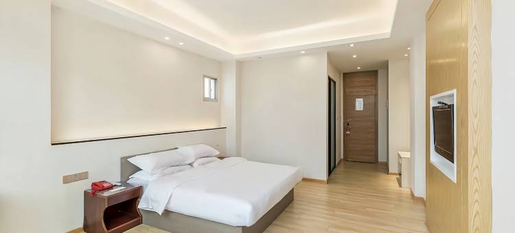 兰庭商务酒店(莆田仙游汽车站三凌广场店)图片