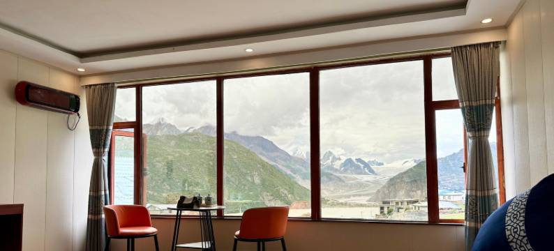 来古冰川圣洁观景民宿图片