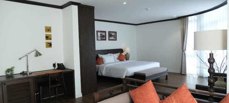 保罗·查博特酒店(Paul Chabot Hotel)图片