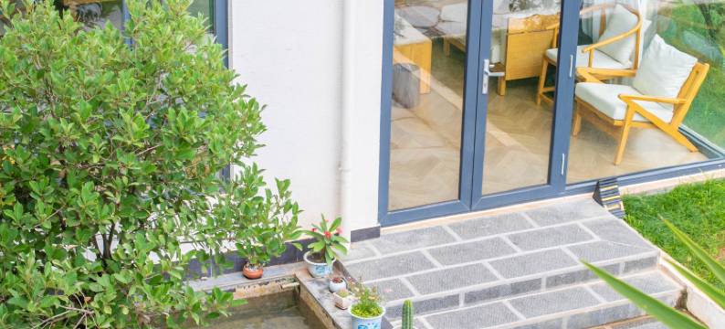 小石驿民宿(三义国际机场店)图片