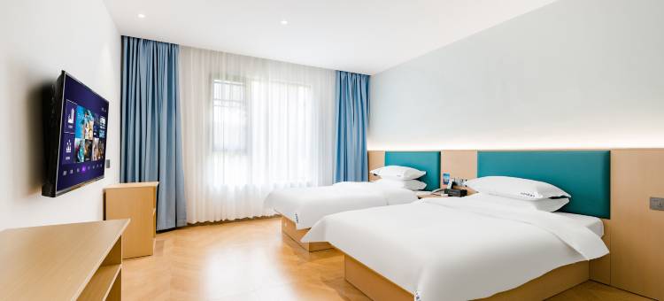 四季华悦精品酒店(洛阳火车站丹尼斯大卫天地店)图片