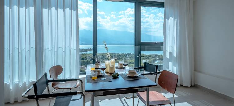 大理哈曼·Aromatic海景艺宿(大理高铁站洱海公园店)图片