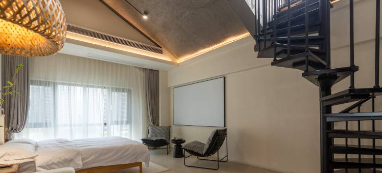 乐山青檐民宿(乐山高铁站世豪广场店)图片