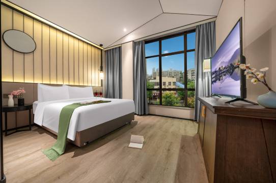 陌上轻居酒店(武汉理工大学街道口店)图片