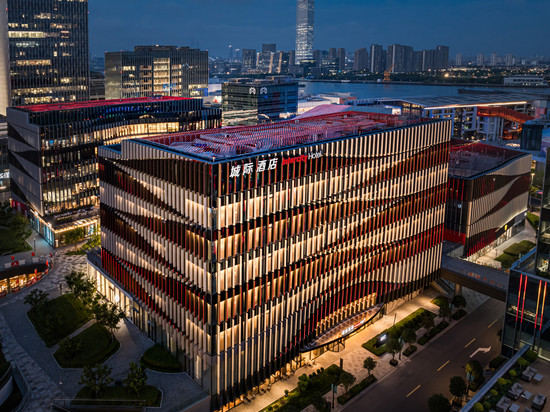 上海徐汇滨江国际传媒港城际酒店