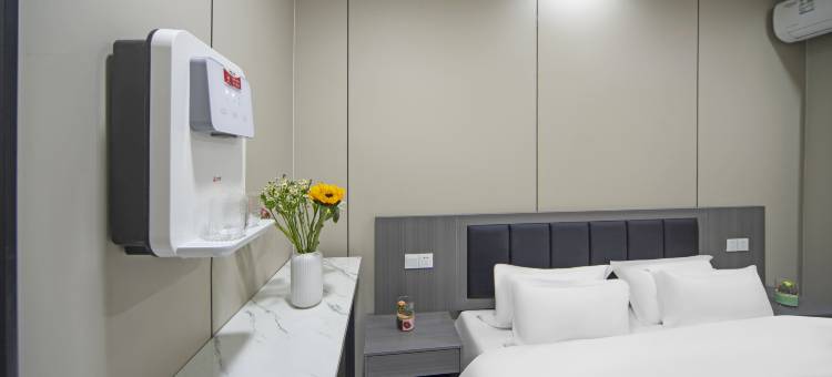 月畔云景商务酒店图片