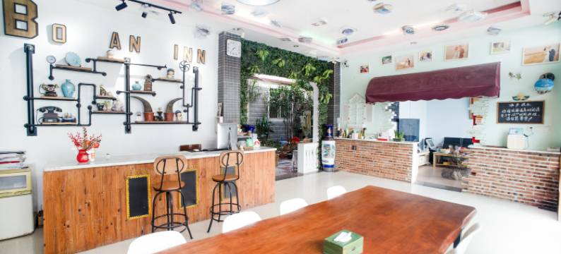 丹霞山泊岸客栈图片