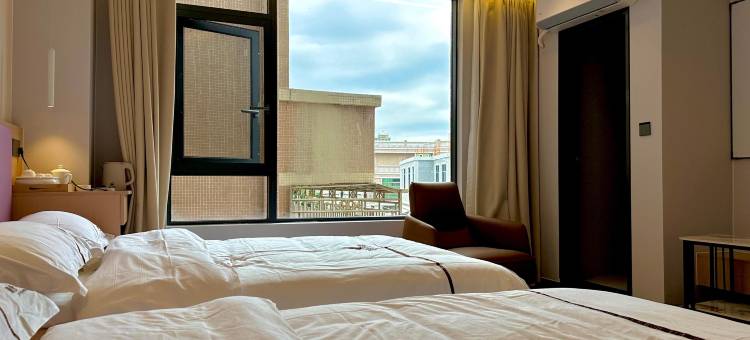 聚合民宿(潮汕高铁站店)图片