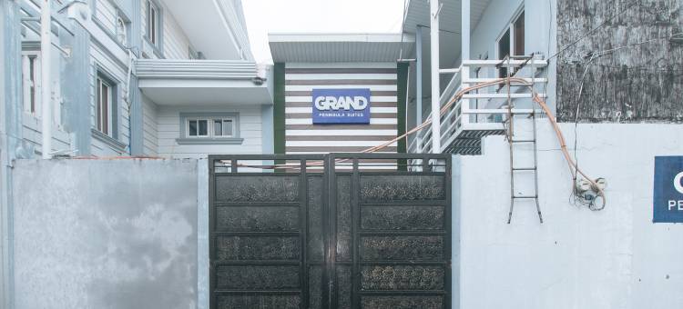 RedDoorz Premium @ THE GRAND PENINSULA SUITES图片