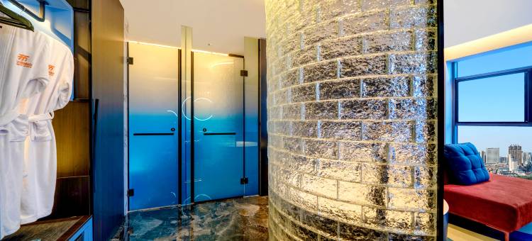 布尔曼设计师酒店(群力新区河山街地铁站店)图片