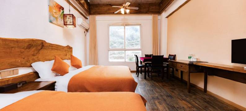 自由山语酒店图片