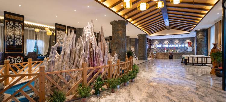 安顺神骏风情温泉酒店(安顺高铁西站神骏生态文旅小镇店)图片
