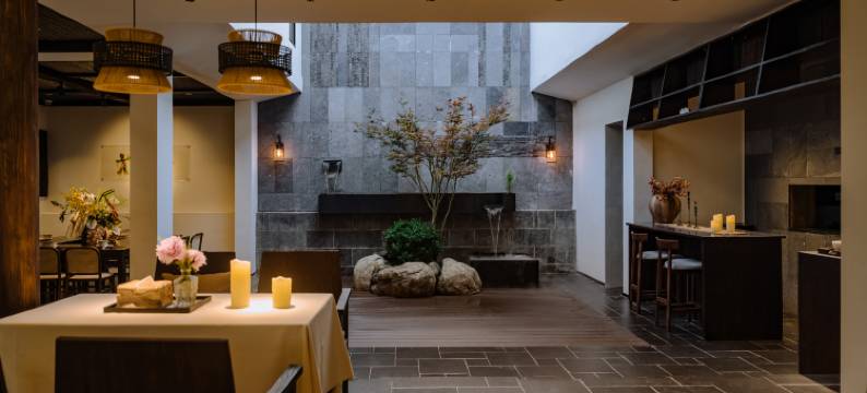 后头坡枫境晓筑|原木侘寂风设计师美宿(和顺古镇店)图片