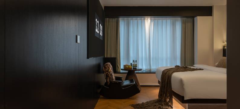 墨隐・里往Vintage美学意境酒店(花果园购物中心白宫艺术中心店)图片