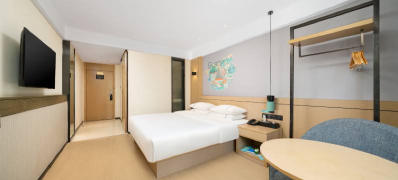 城市便捷酒店(柳州城中万达海关店)图片