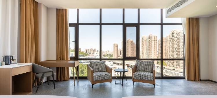 丽呈花盛酒店(乌鲁木齐水磨沟风景区温泉东路店)图片