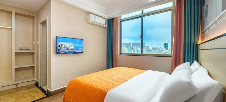 雷州恒冠假日酒店(雷城汽车客运站店)图片