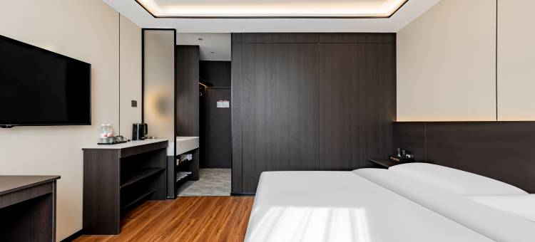 东达正辉酒店(包头正翔国际店)图片