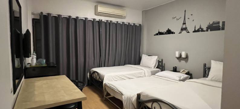 镇中酒店(Intown Residence)图片