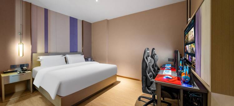 爱电竞酒店(镇江火车站店)图片